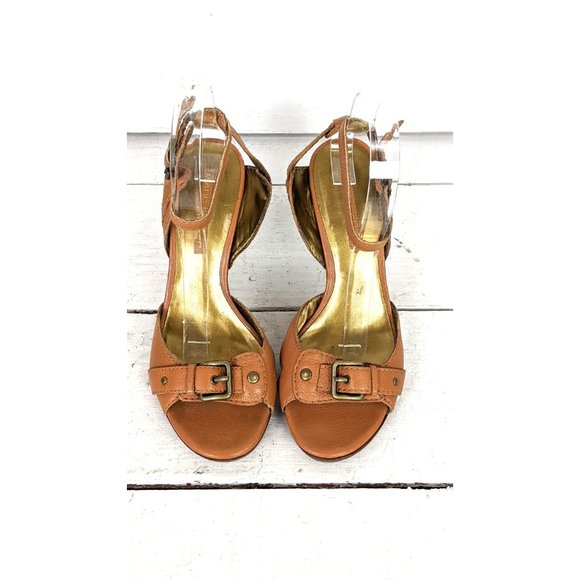Marc Fisher tan brown leather high heel buckle open toe ankle strap sandals 6.5 - Picture 2 of 8